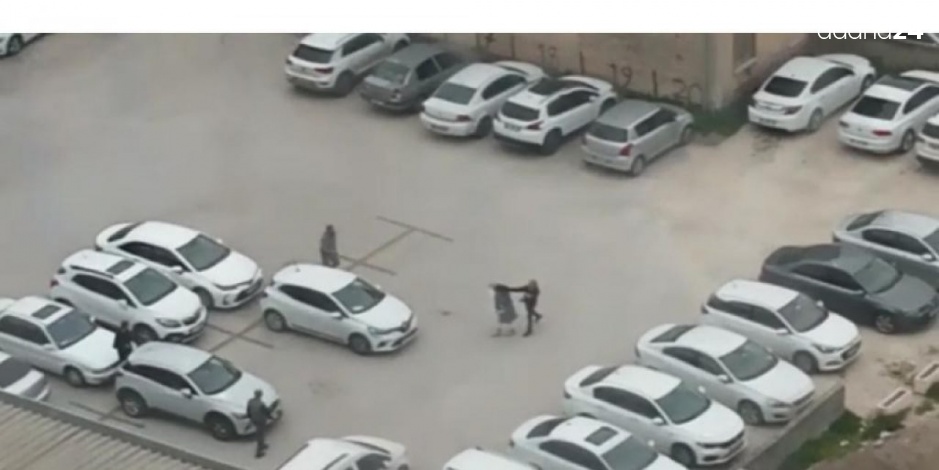 Adana'da herkesin gözü önünde kadını tekme tokat dövdü!