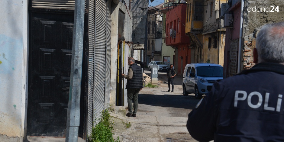 Adana'da polisten kaçan hükümlü, evinin etrafı sarılarak yakalandı